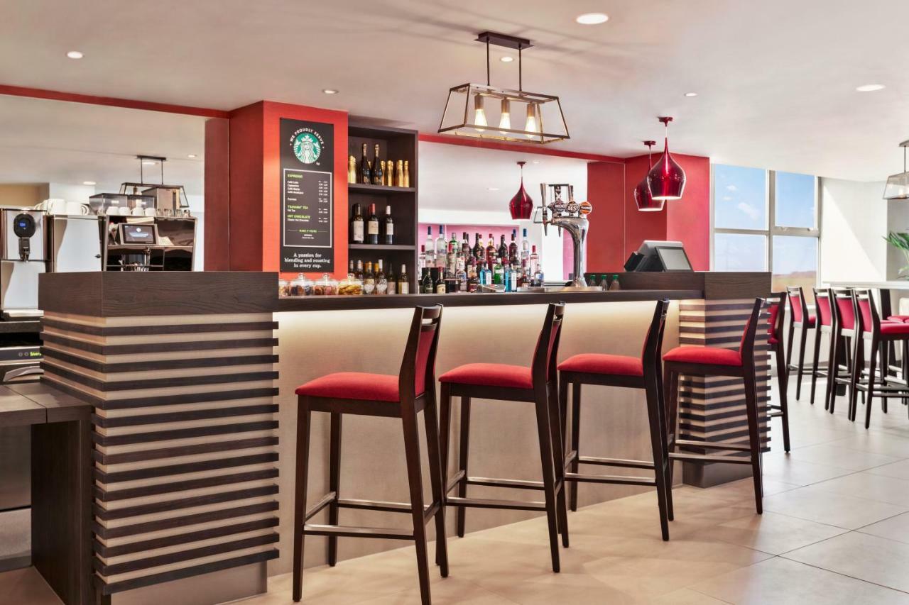 Ramada East Kilbride Hotel Exterior photo